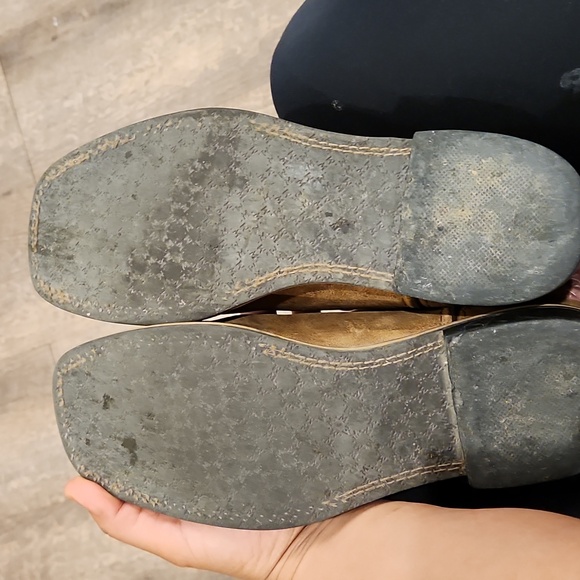 Boots - Picture 5 of 5